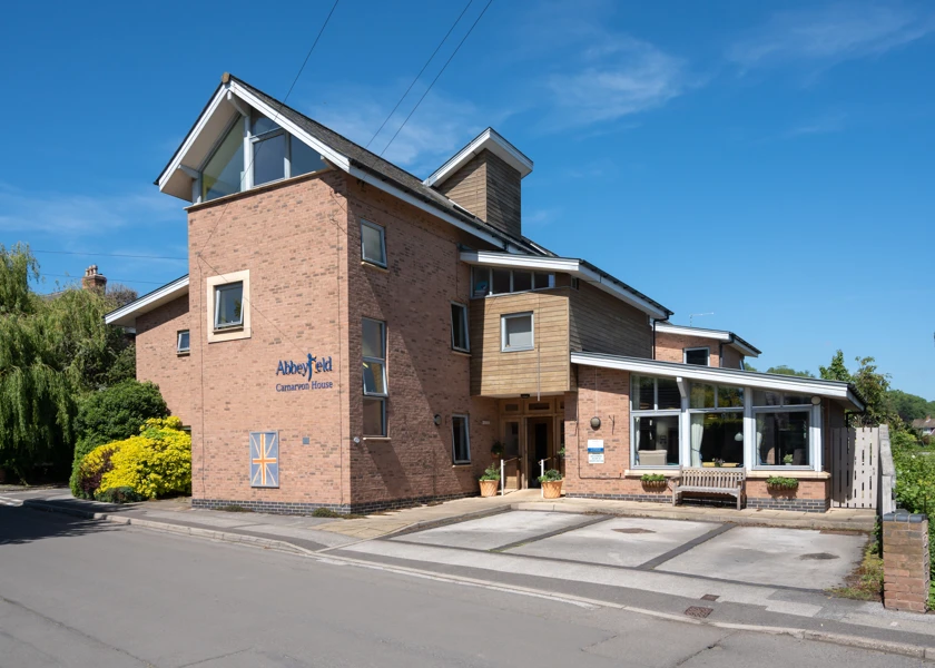 Entrance And Driveway Of Carnarvon House