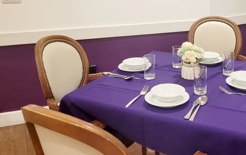 Dining Room At Winnersh, RG41 5WN