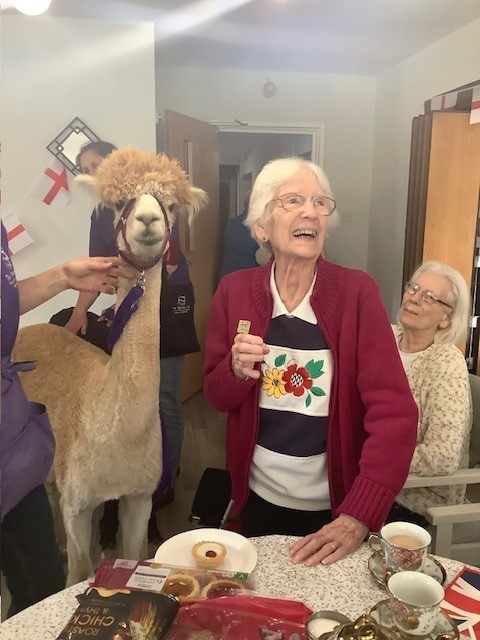 Tesco partnership with Phil Mead House helps residents