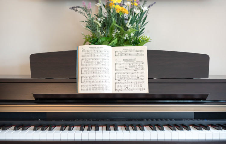 electric-piano-at Abbeyfield House, Lincoln LN1 3HJ