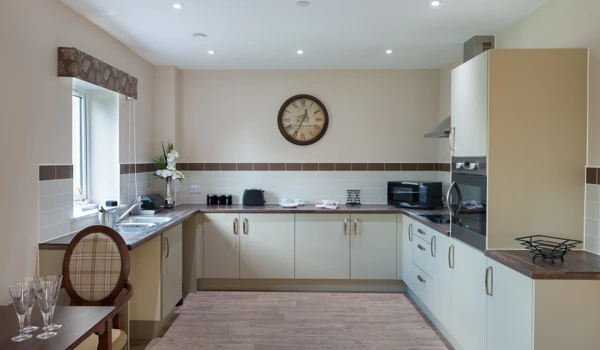 Modern, Bright Fitted Kitchen