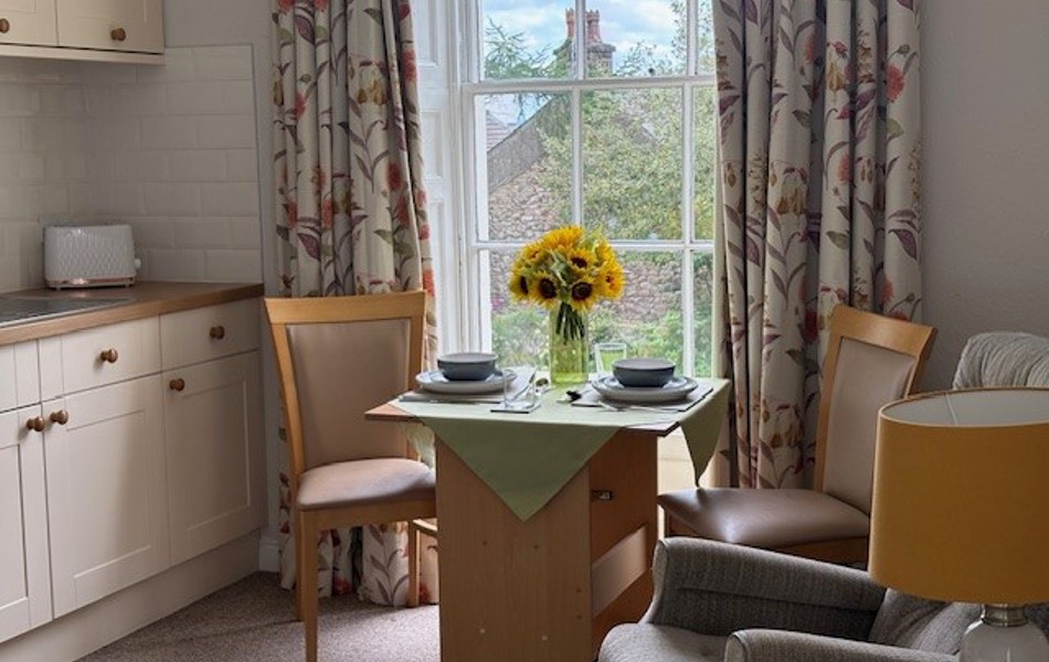 Void Room At Bolton Lodge And Proctor House