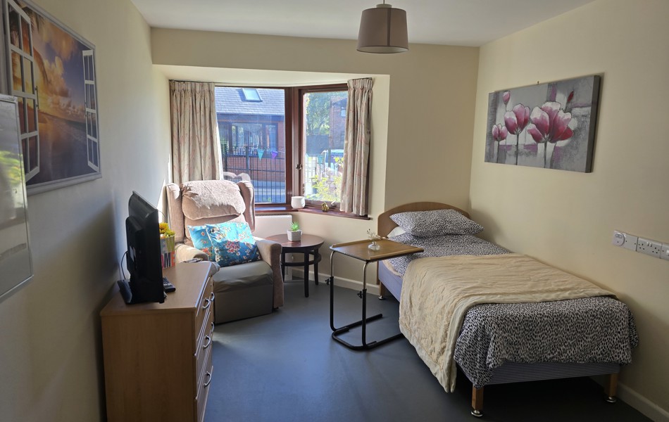 Single Bedroom At Downing House, Manchester M20 4PP