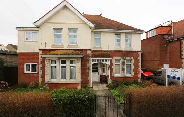 Welcome to Woodlands house