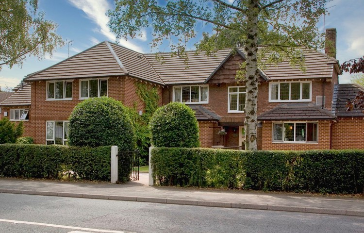 The front of Abbeyfield House, Bramhall SK7 1EE