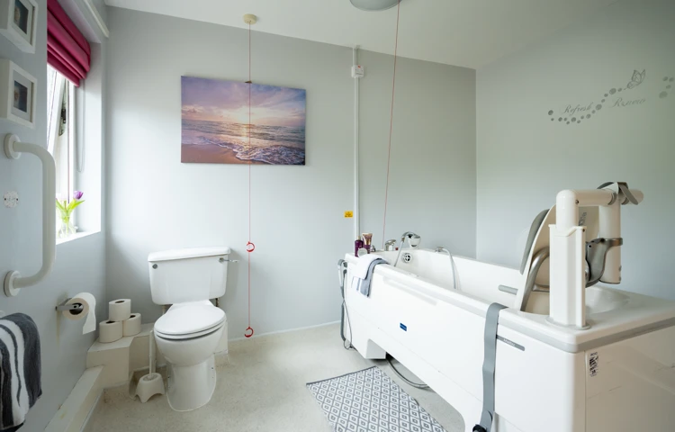 Assisted Spa Bathroom At Bradbury House