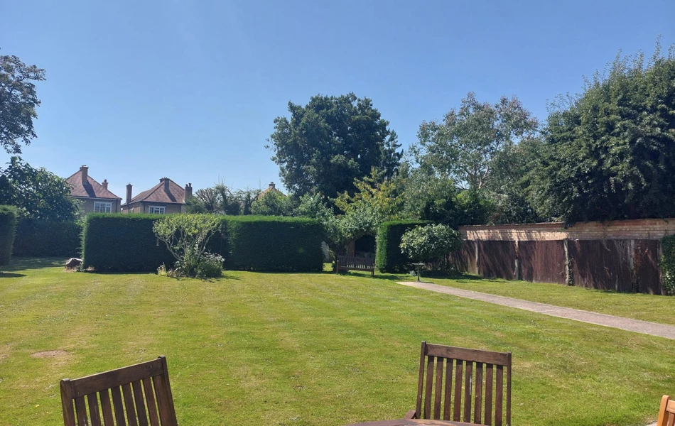 Sunny, Bright Large Garden For Tamar House Residents To Enjoy