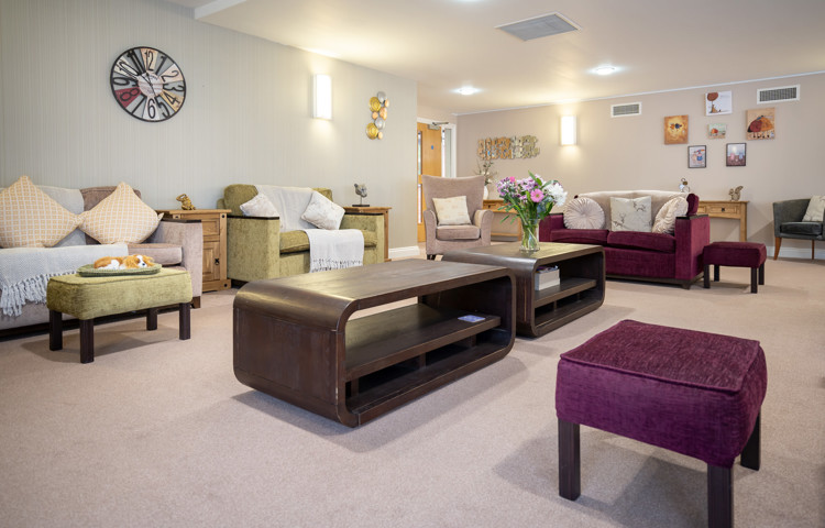 Lounge and seating area at Hampton Court Solihull