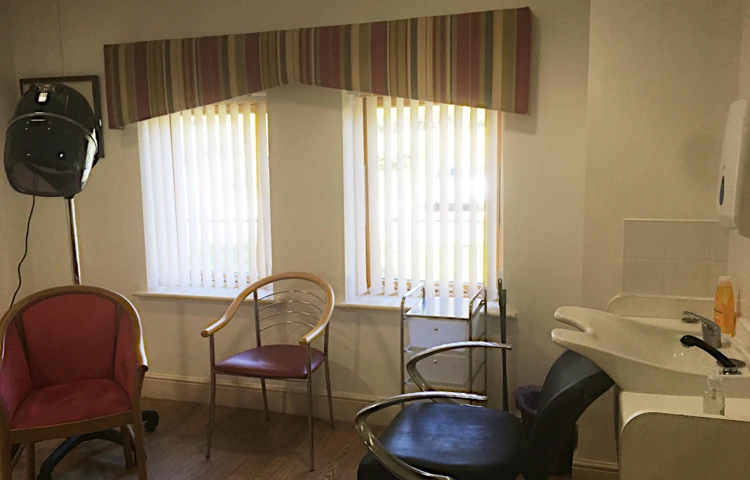 hair-dressing-room-at-esk-moors-lodge.jpg