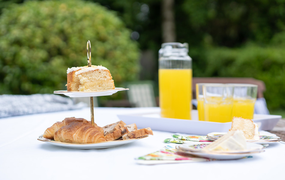 alfresco-dining-at-middleton-house.jpg