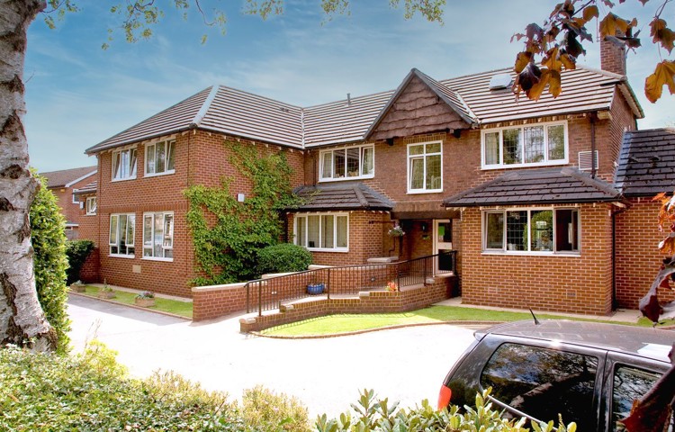 Wheelchair accessible entrance to Abbeyfield House, Bramhall SK7 1EE