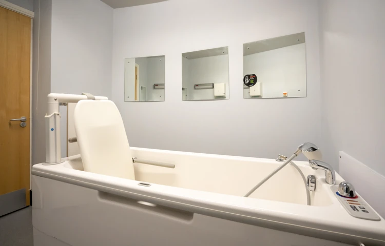 Assisted bathroom in Abbeyfield House, Bramhall SK7 1EE