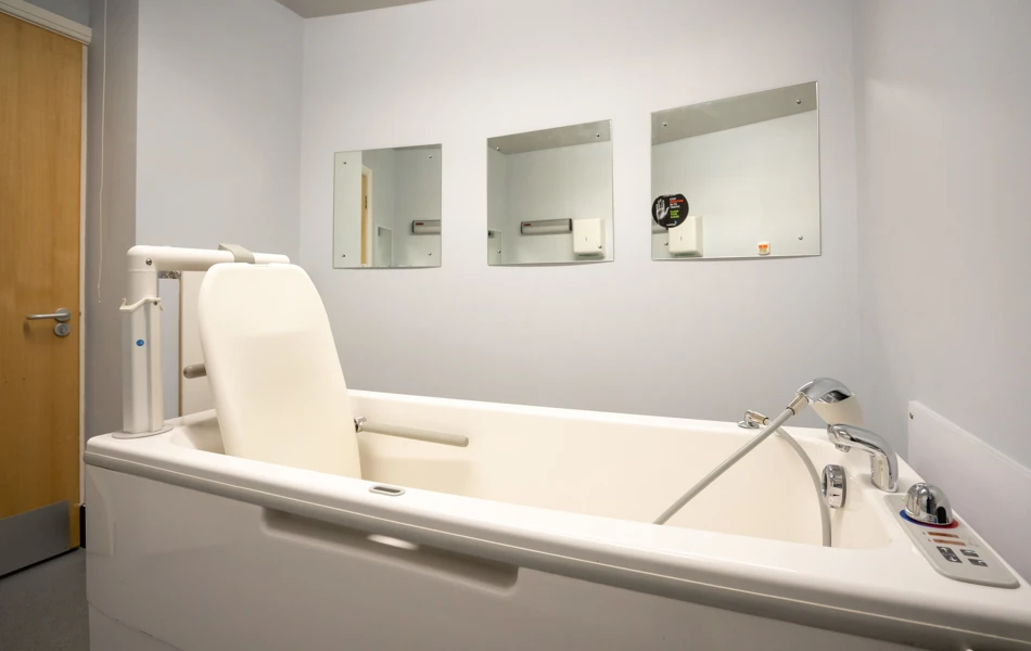 Assisted bathroom in Abbeyfield House, Bramhall SK7 1EE