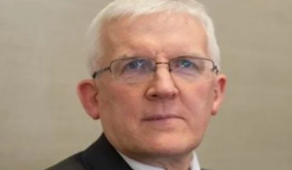 Roger Lees