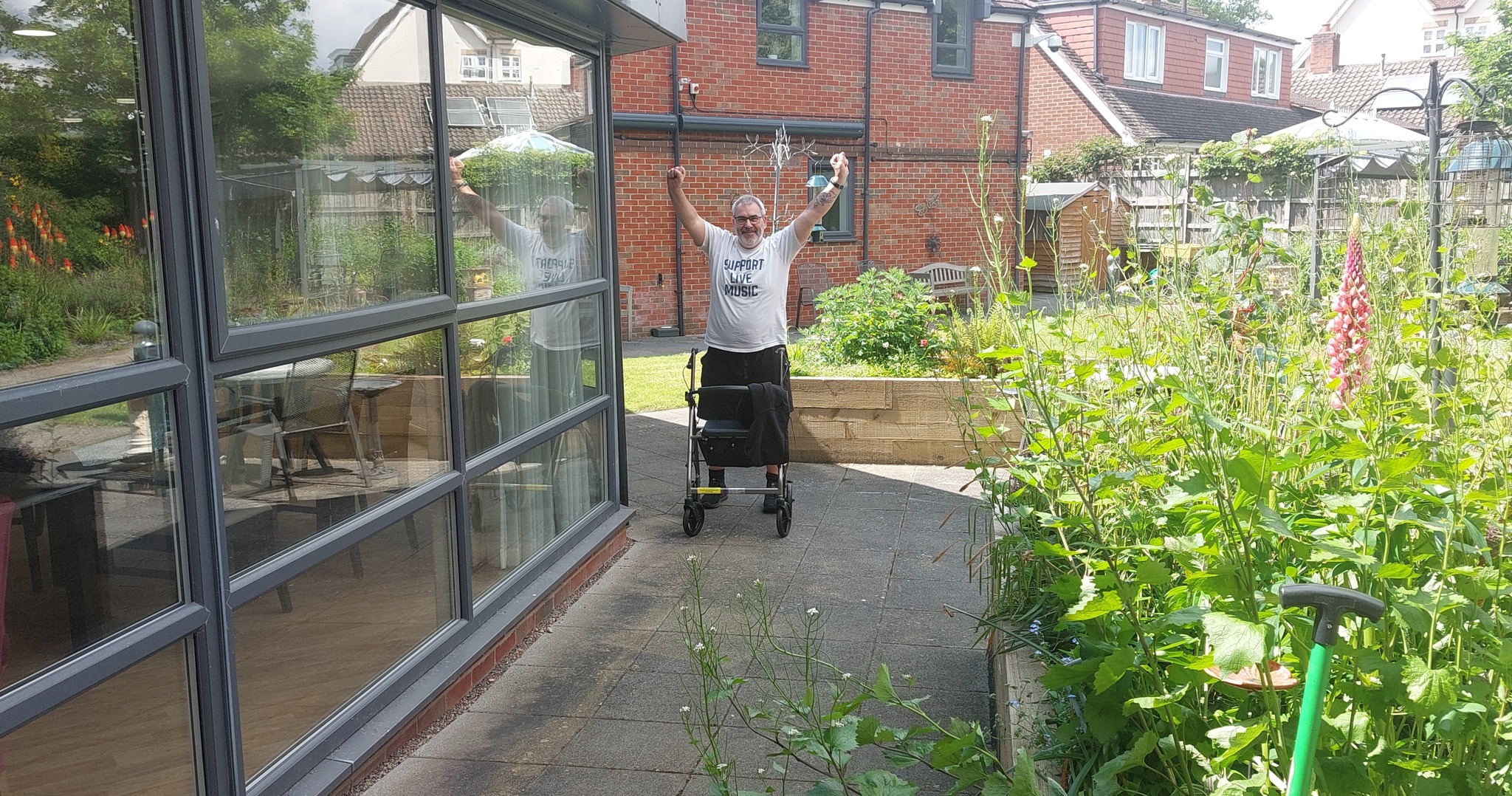 Resident Richard completing 70 laps for Stride by Stride