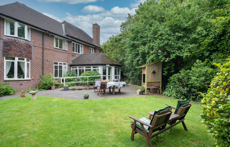 garden-and-lawn-at-middleton-house.jpg