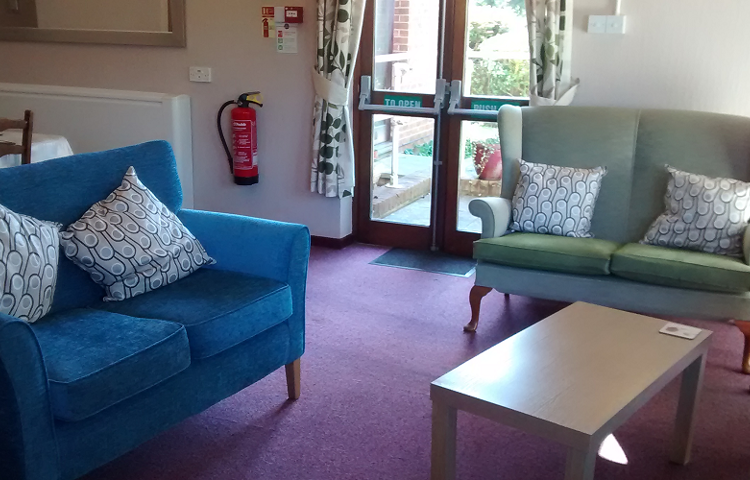 lounge at Abbeyfield House, Westbury BA13 3EP