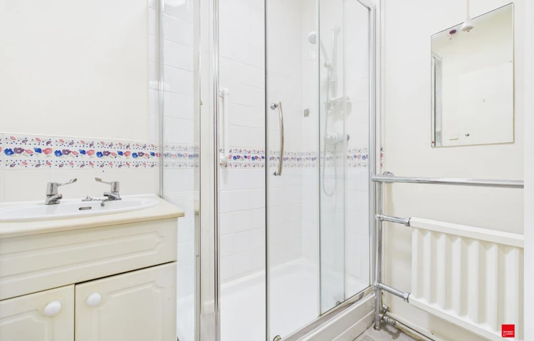 Apartment Bathroom with Shower at Abbeyfield Nine Oaks in Windermere, LA23 1BB