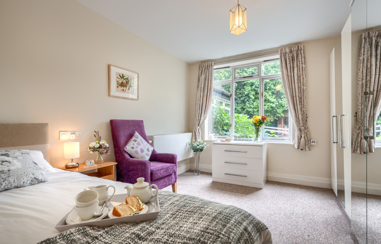 double-bedroom-with-fitted-wardrobes-at-middleton-house.jpg